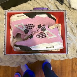 Jordan 4 Size 9.5