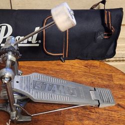 TAMA SINGLE BASS DRUM PEDAL IN EXCELLENT WORKING CONDITION 