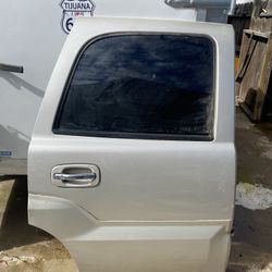 02-06 Escalade Doors