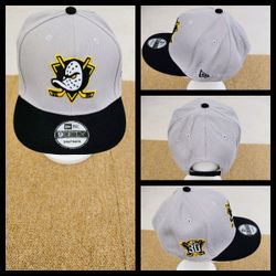 ANAHEIM DUCKS NHL HOCKEY 🏒 SNAPBACK HAT.