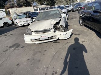 96 Honda Civic (for Parts)