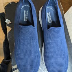 Sketchers Size 13 Slip Ons