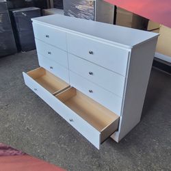 8 Drawer Dresser