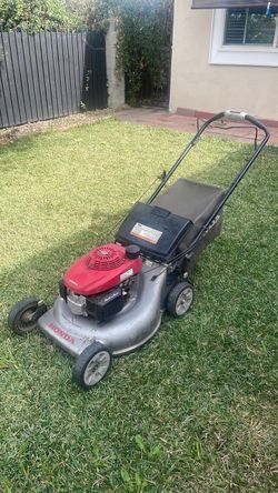 Cortadora de pasto honda