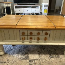 Coffee Table And End Table Set With Storage