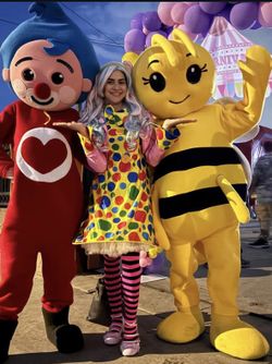 Party characters/ Barbie/ Princesses, Face Painting, Balloons