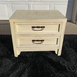 Nightstand 