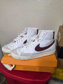 Blazer mid 77