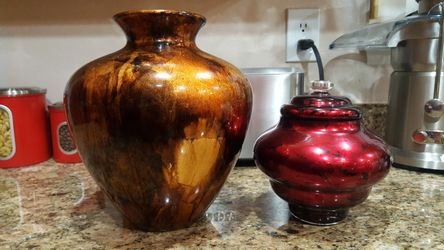 Beautiful decorative vase set