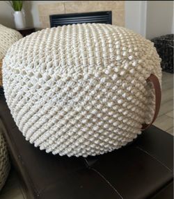 Pouf Ottoman