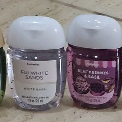 Bath and Body Works Pocketbac Hand Sanitizers 