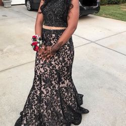 BLACK PROM DRESS (Size 4)