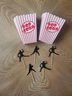 Popcorn Cartons and Baseball Picks