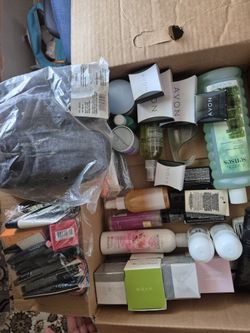 45 Asserted AVON products Box 