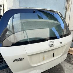 Honda Fit 2007-2008 Rear Windshield Tailgate