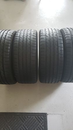 Geotour good condition 4 tires 225 45 17 good tread