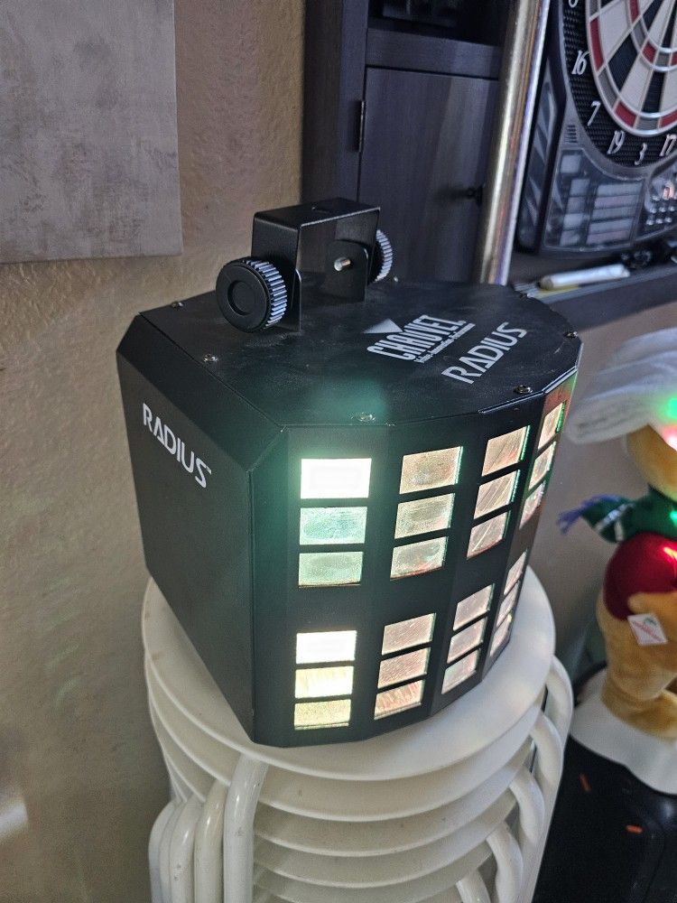 Chauvet Radius 2.0 DJ Light With Bracket & Power Cord