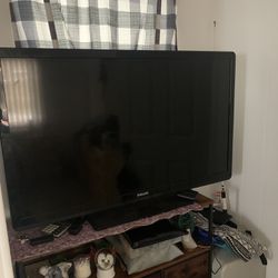 50-55” Tv With Remote