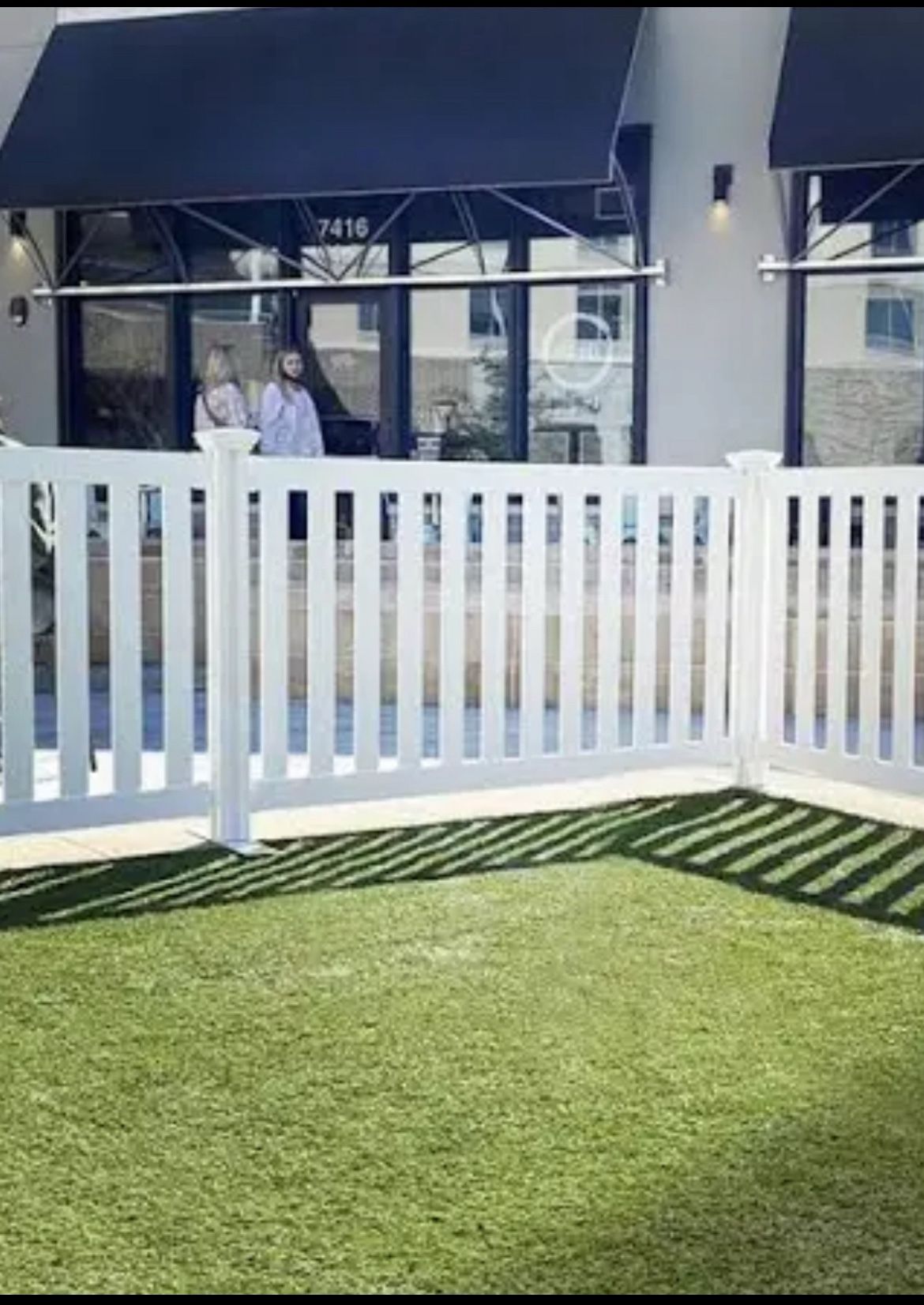 Vinyl Fence With Gate