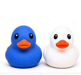 Jumbo Squeeezy Duck Squishy – Blue & White