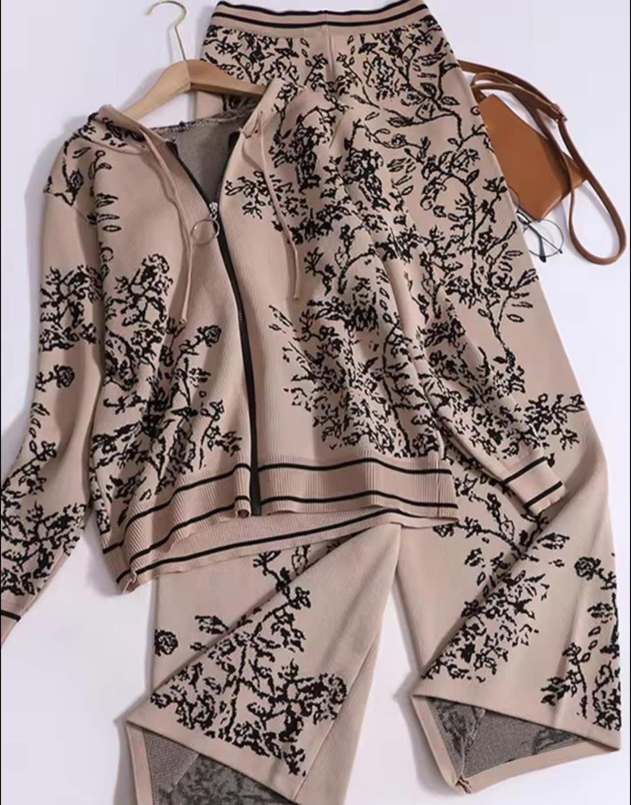 Elegant 2 Piece Floral Knit Set (Hoodie & Wide Leg Pants) Brand New