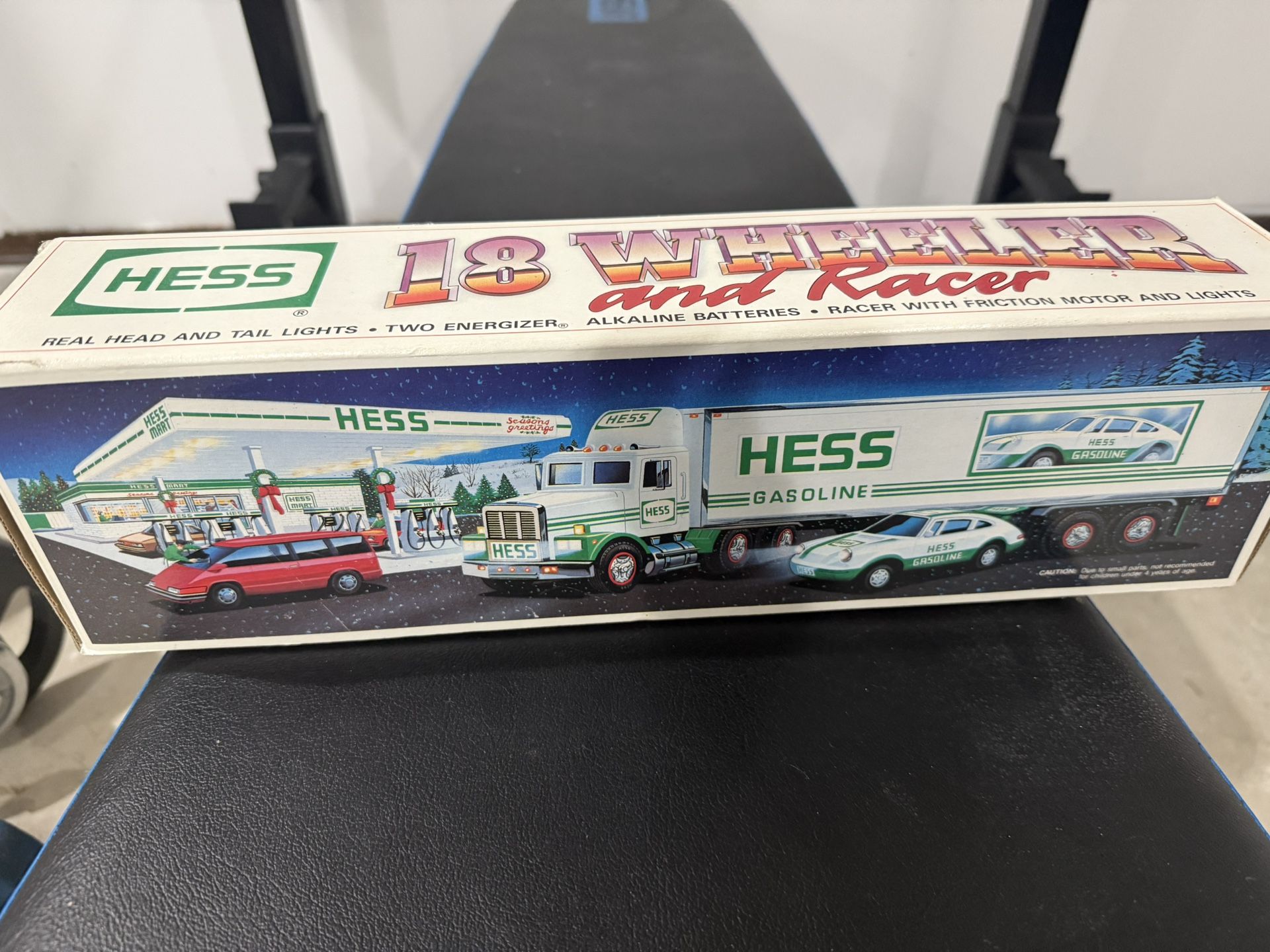 Hess 1992 Vintage Truck 18 Wheeler and Racer with Original Box Working Lights