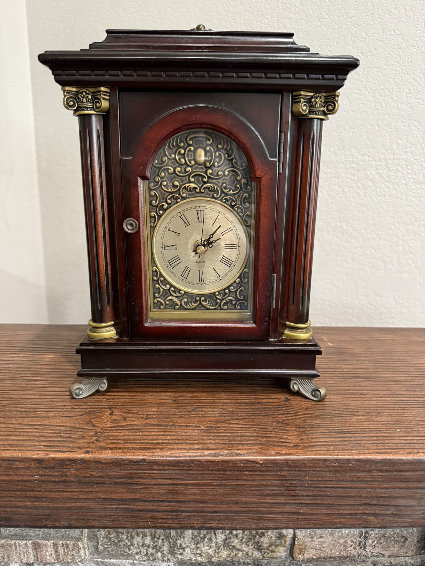 Mantle Clock - Bombay 1858662 Belmont with secret compartment CLOCK NOT WORKING
