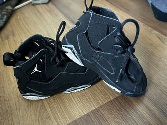 7c Jordan True Flight