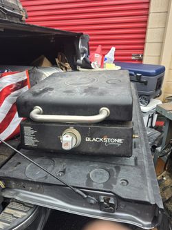 17" Blackstone With Collapsible Stand