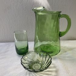 Greed Glass, Pitcher And Bowl Set
