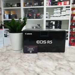 Canon EOS R5 (Body Only)