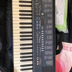 Yamaha Keyboard 