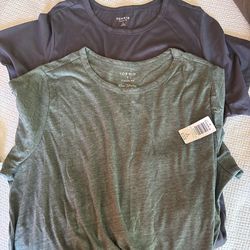 Torrid crew neck size 3