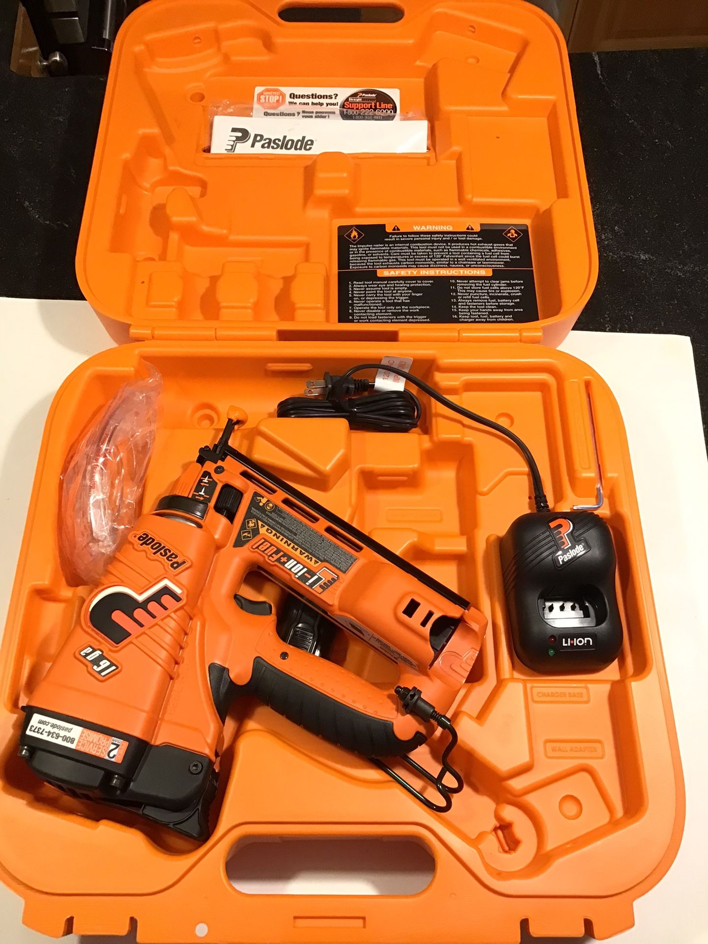 Paslode Impulse Cordless Finish Gun