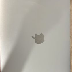 macbook pro 2019 model comes w charger