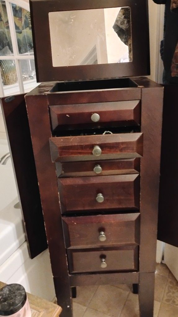 Jewelry Box