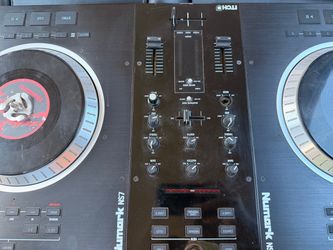 Numark NS7