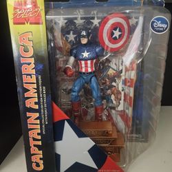  MARVEL SELECT TOY CAPTAIN AMERICA  DISNEY STORE 