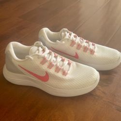 White & Pink Women’s Nike