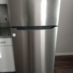 Frigidaire Refrigerator (4mths Old)