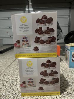 Cupcake Display 