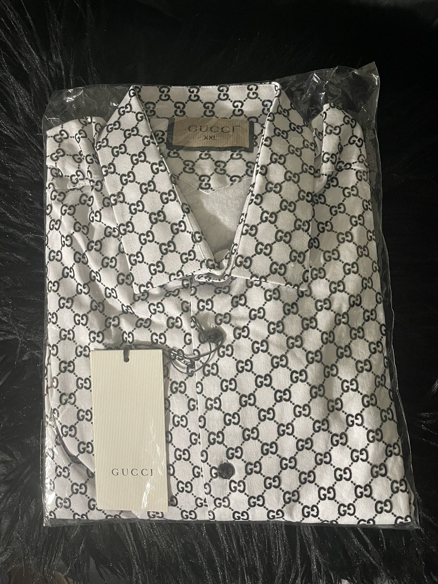 Men’s Gucci Button Up Shirt