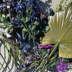 Artificial flower