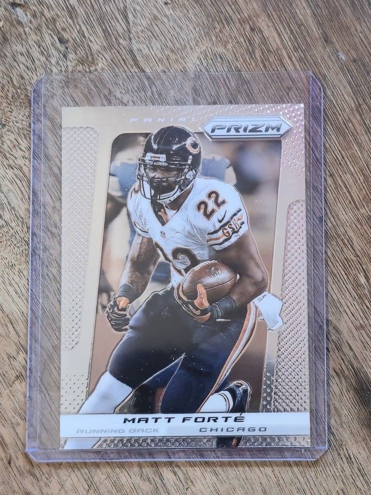 2013 Matt Forte Panini Prizm football card No.105 Gem Mint Condition.