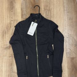 Lululemon Defined Jacket 
