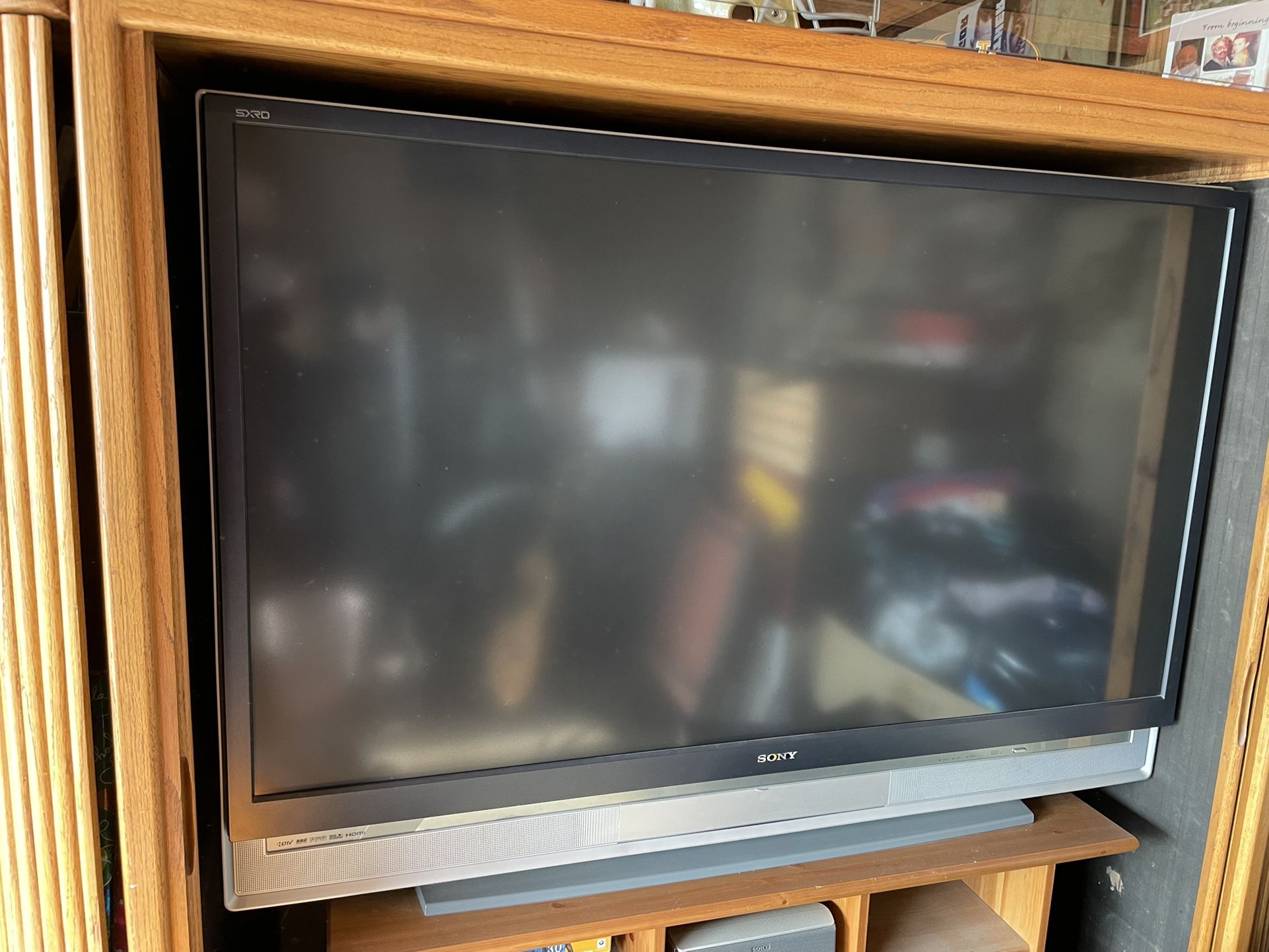 Sony SCRD 60 inch TV 1080p
