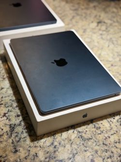 Título: Apple MacBook Air 13" M4 (2025) - 16GB RAM / 256GB SSD - Impecable