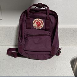Fjallraven Kanken Mini Backpack Plum (GREAT CONDITION)