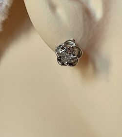 Silver 925 Flower Shaped Stud Earrings