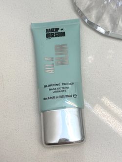 Blurring primer